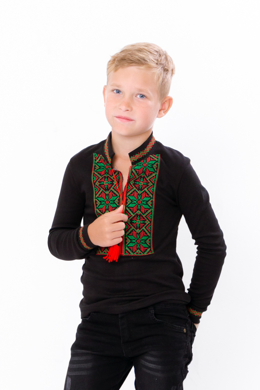 Вишиванка для хлопчика з довгим рукавом